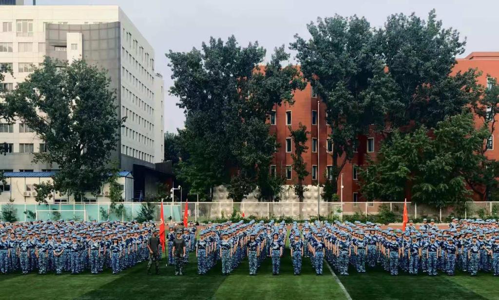 北京语言大学2021年军训团队列会操比赛举行