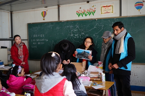 1志愿者课堂讲述 1志愿者课堂讲述