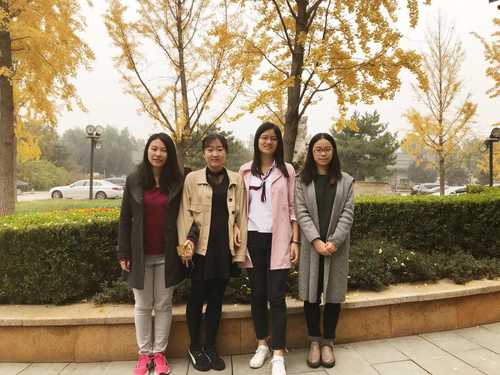 3 我校参与培训会的同学合照 3 我校参与培训会的同学合照