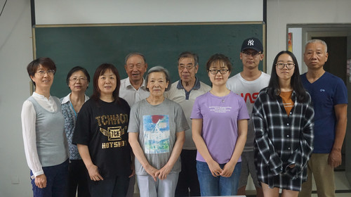 北沙滩英语角合照 北沙滩英语角合照