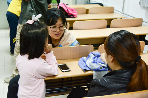 6 志愿者与家长对接3 6 志愿者与家长对接3