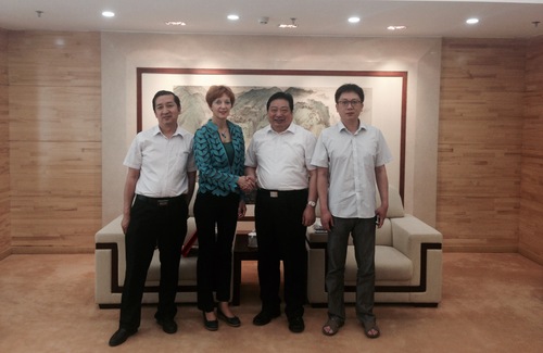 李宇明书记会见匈牙利行政大学博士 李宇明书记会见匈牙利行政大学博士