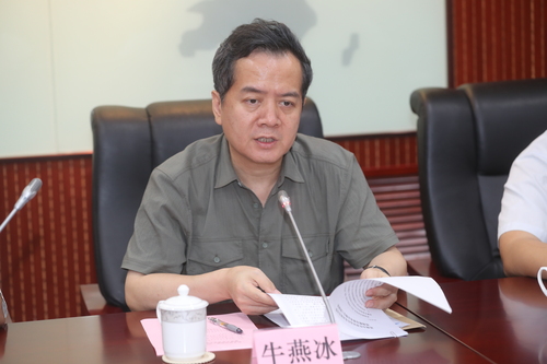 13802234.jpg 13802234.jpg