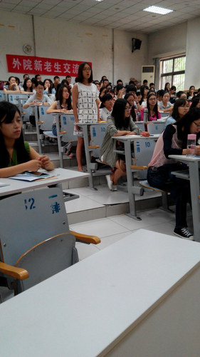 第一位新生提问 第一位新生提问