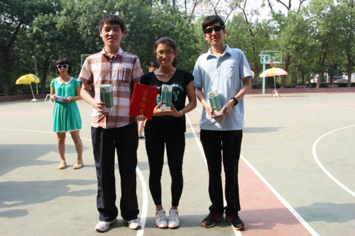 4 获奖队伍合影 4 获奖队伍合影