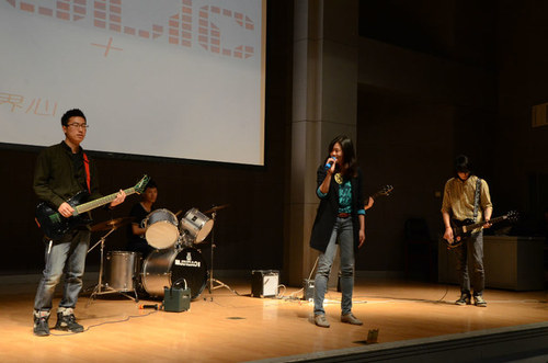 large_UVbu_74ab00003917125d large_UVbu_74ab00003917125d