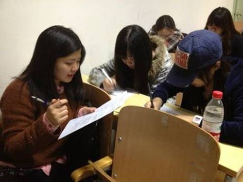 clip_image002 clip_image002