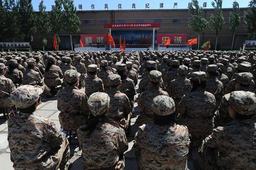 77 北语2012级学生军训结业典礼现场 77 北语2012级学生军训结业典礼现场