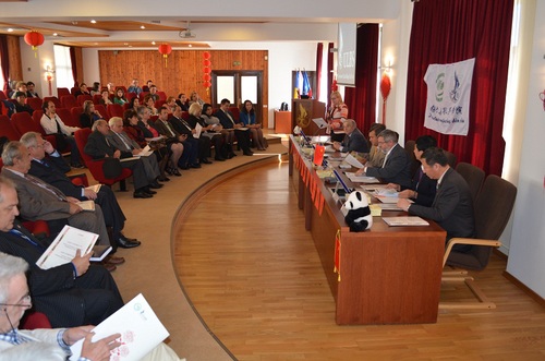 1.锡比乌孔子学院中医讲座 1.锡比乌孔子学院中医讲座