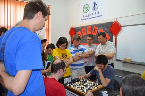 围棋选手比赛中 围棋选手比赛中