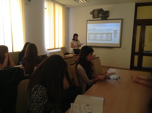 学生小组研讨 学生小组研讨