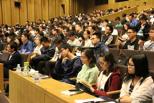 同学们认真听讲 同学们认真听讲