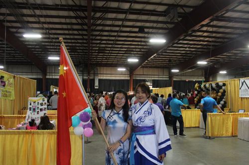 汉服、旗袍、国旗 汉服、旗袍、国旗