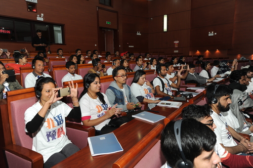 南亚典礼学生1 南亚典礼学生1