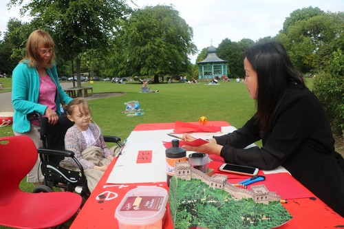 爱心义卖 -书法展台 爱心义卖 -书法展台