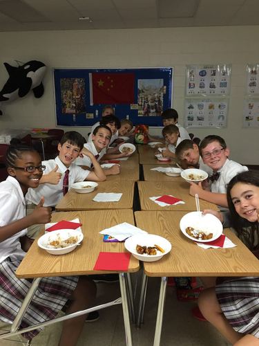 查尔斯顿 波特高德孔子课堂中秋活动 品尝中国饭 查尔斯顿 波特高德孔子课堂中秋活动 品尝中国饭