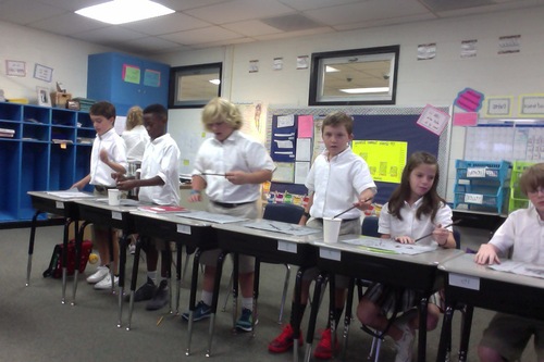 查尔斯顿 波特高德孔子课堂中秋活动 画水墨画 查尔斯顿 波特高德孔子课堂中秋活动 画水墨画