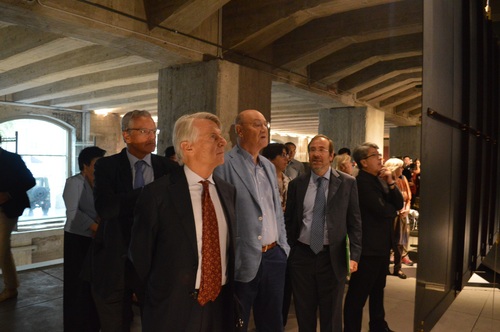 3中意各界人士参观展览 3中意各界人士参观展览