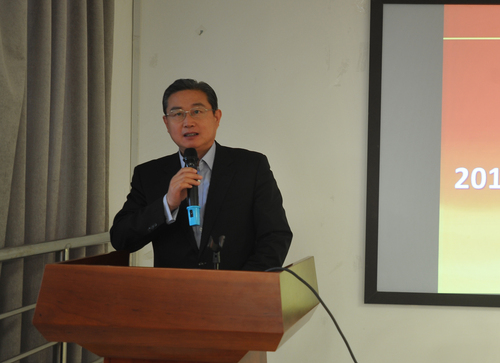 王鲁新副书记主持会议 王鲁新副书记主持会议