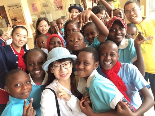 中非青年合影 中非青年合影