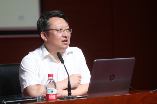 13802079.jpg 13802079.jpg