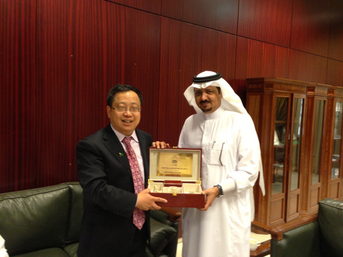 拜会伊玛穆大学 拜会伊玛穆大学