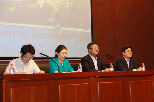 戚德祥副校长致欢迎辞 戚德祥副校长致欢迎辞