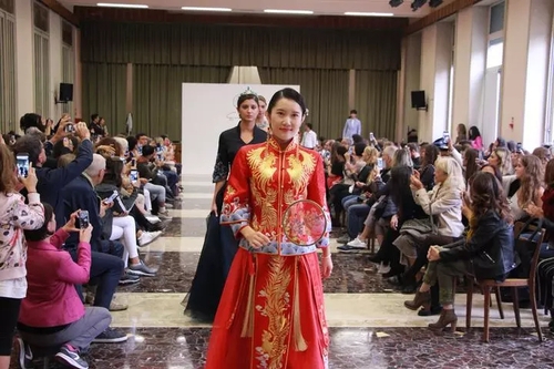 走秀主会场 - 复件(1) 走秀主会场 - 复件(1)