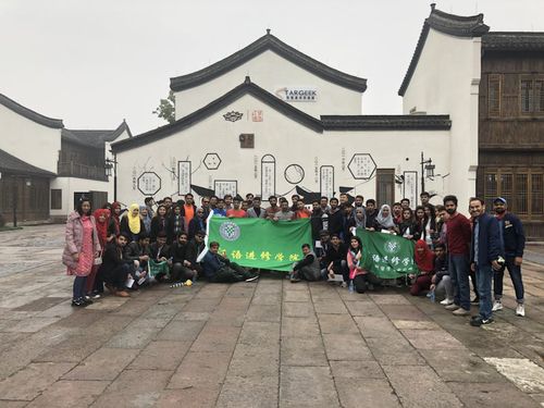 3 体验梦想小镇的创业梦想 3 体验梦想小镇的创业梦想