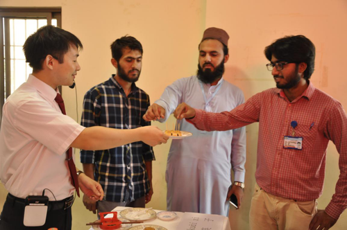 月饼品尝 月饼品尝