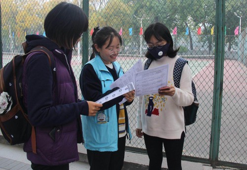 2.为同学讲解志愿北京 2.为同学讲解志愿北京