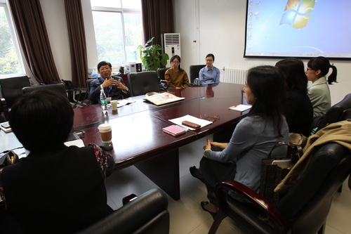 修刚教授走访东方语言文化学院 修刚教授走访东方语言文化学院