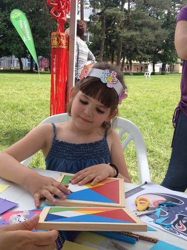 拼七巧板 拼七巧板