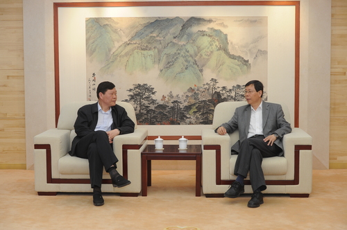 1.崔希亮校长与王选东书记会谈 1.崔希亮校长与王选东书记会谈