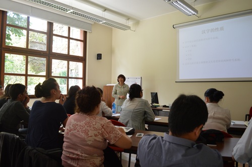 北京语言大学戴悉心教授的讲座现场。 北京语言大学戴悉心教授的讲座现场。