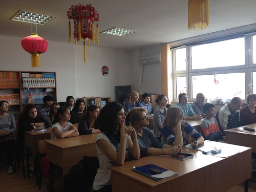 参加开学典礼的部分新老学员 参加开学典礼的部分新老学员