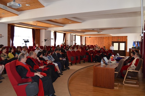 崔希亮校长荣誉博士授予仪式现场 崔希亮校长荣誉博士授予仪式现场