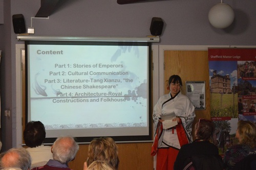 孔院教师郭雪昕博士在做讲座 孔院教师郭雪昕博士在做讲座