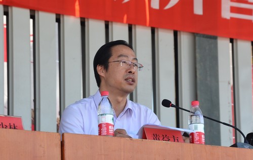 7.黄益方副校长发表讲话 7.黄益方副校长发表讲话