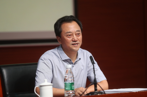 倪海东书记作主题报告