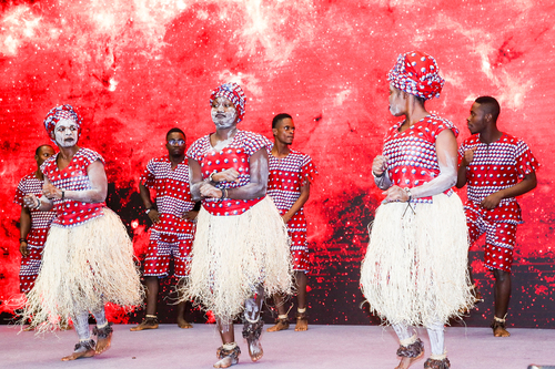 嘉年华节目表演6