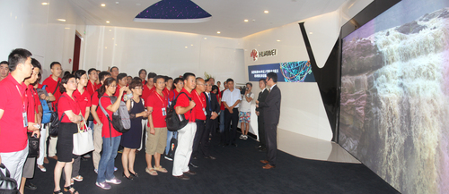 华为欢迎你 华为欢迎你