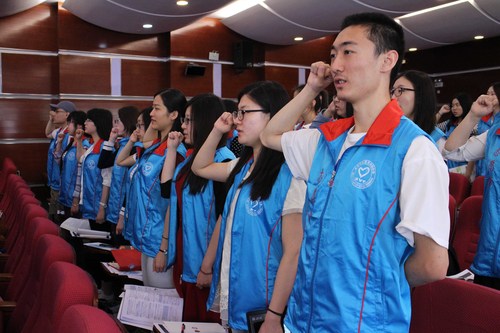 3北语志愿者现场宣誓 3北语志愿者现场宣誓