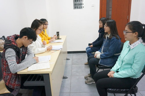 春季支教志愿者面试现场 春季支教志愿者面试现场