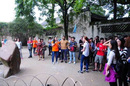 访百草园 访百草园