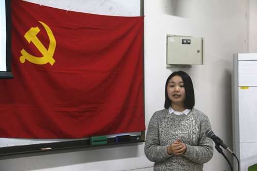 2 答辩同学代表1 2 答辩同学代表1