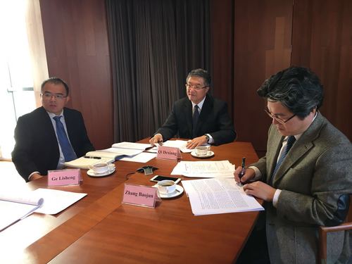 戚德祥校长聆听孔子学院工作报告 戚德祥校长聆听孔子学院工作报告