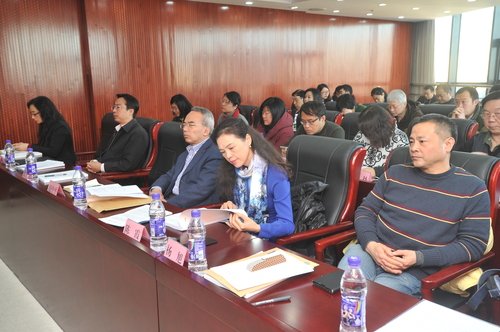 与会人员 与会人员