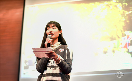 3参赛选手进行定题演讲 3参赛选手进行定题演讲