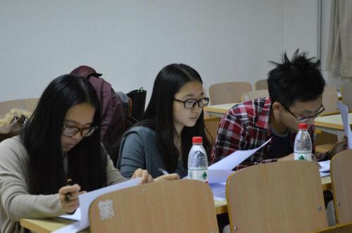 优秀志愿者答辩新闻图片2 优秀志愿者答辩新闻图片2